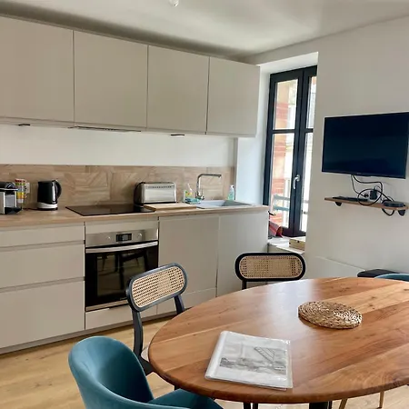 L'éclipse - T4 Sur Le Port Du Pouliguen * Le Pouliguen