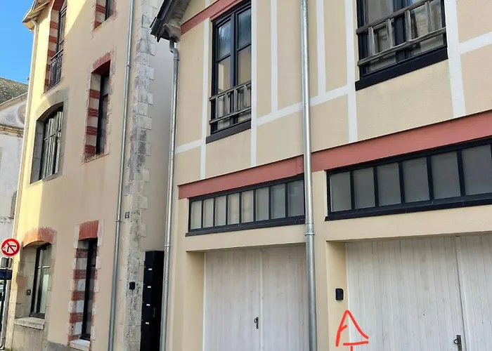 L'eclipse - T4 Sur Le Port Du Pouliguen