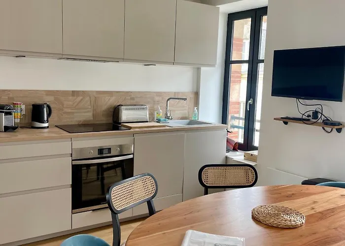 L'eclipse - T4 Sur Le Port Du Pouliguen * 프풀리귀앙